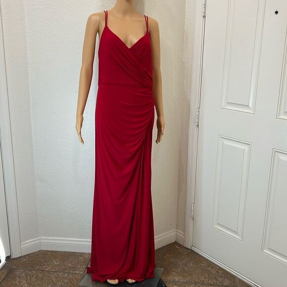 Adriana Papel Womans Red Dress Sz 10 Slimming Ruching Spaghetti Strap Slit Front - Picture 1 of 8